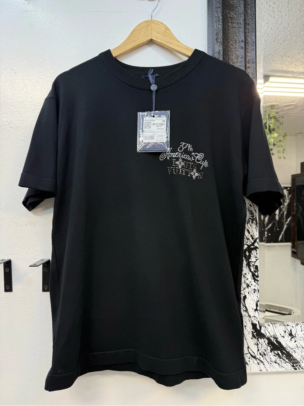 Louis Vuitton Black Crystal Logo Short Sleeve Tee - Picture 2 of 11